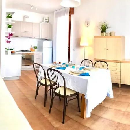 Lägenhet Grazioso A Due Passi Dal Mare Cervia